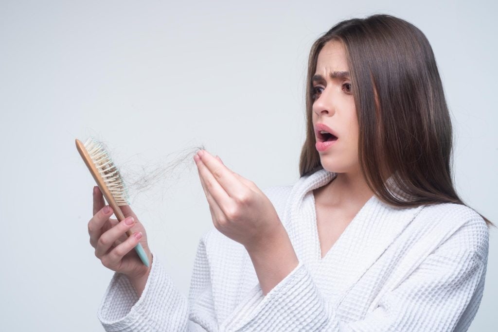 Dengue causa queda de cabelo?
